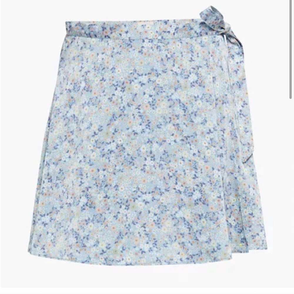 Aritzia mini wrap skirt